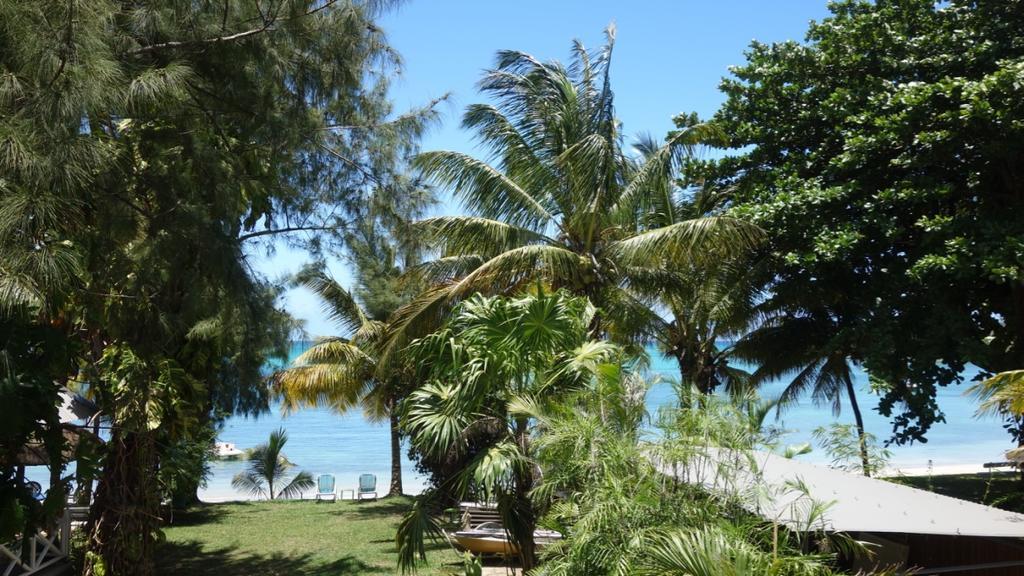 Coconuts Villa Grand Baie Exterior photo